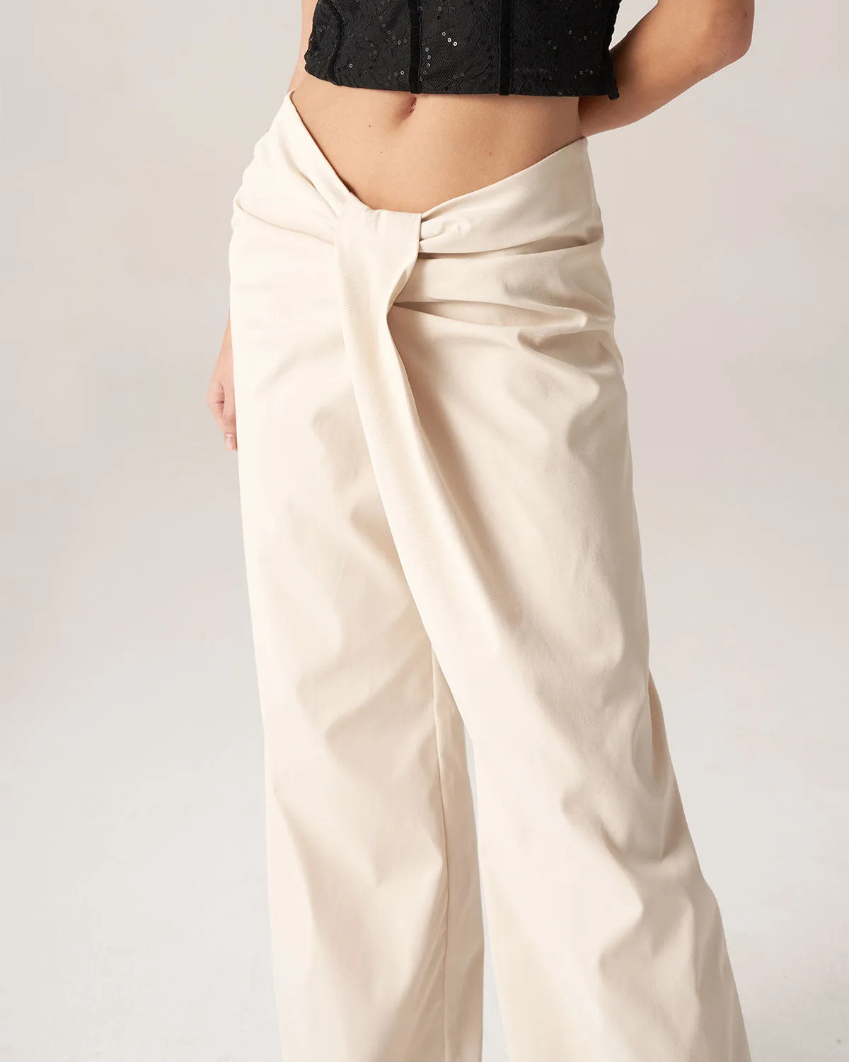 Bettydress-White Pleated Wide-Leg Pants sold by rihoas product image thumbnail 3