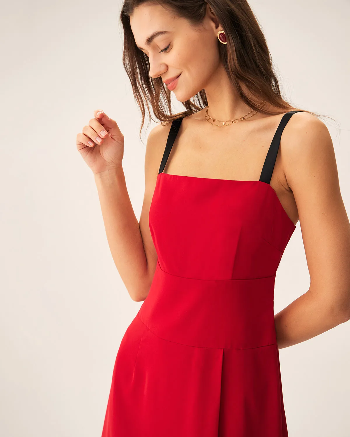 Red Contrast Slit Slip Midi Dress sold by rihoas product image thumbnail 2