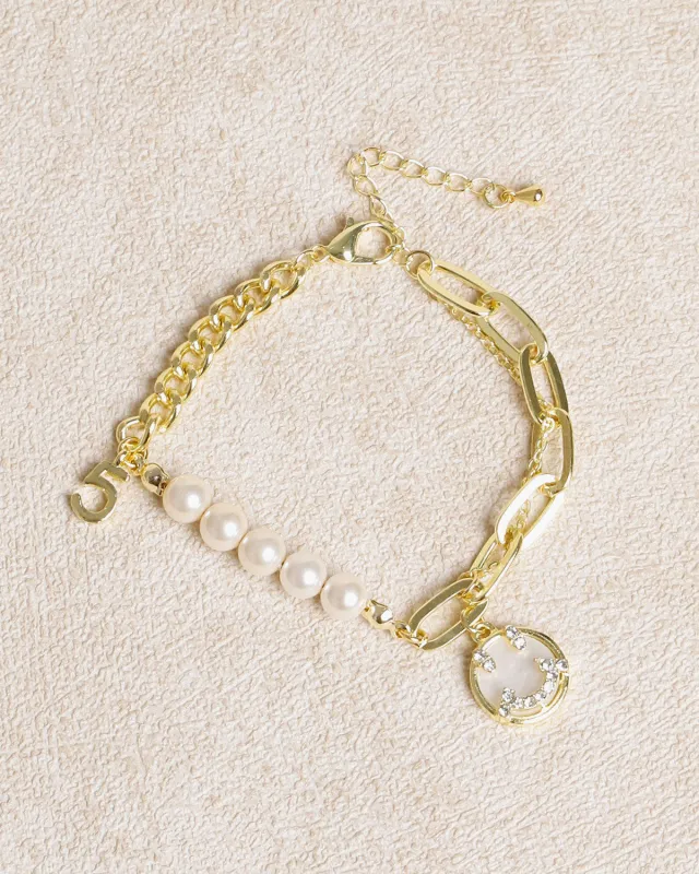 Gold Alloy Pearl Bracelet made by rihoas