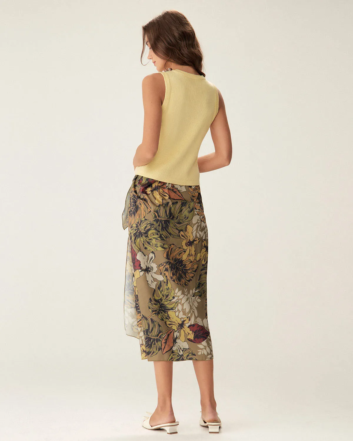 Yellow Round Neck Button Knit Vest sold by rihoas product image thumbnail 4
