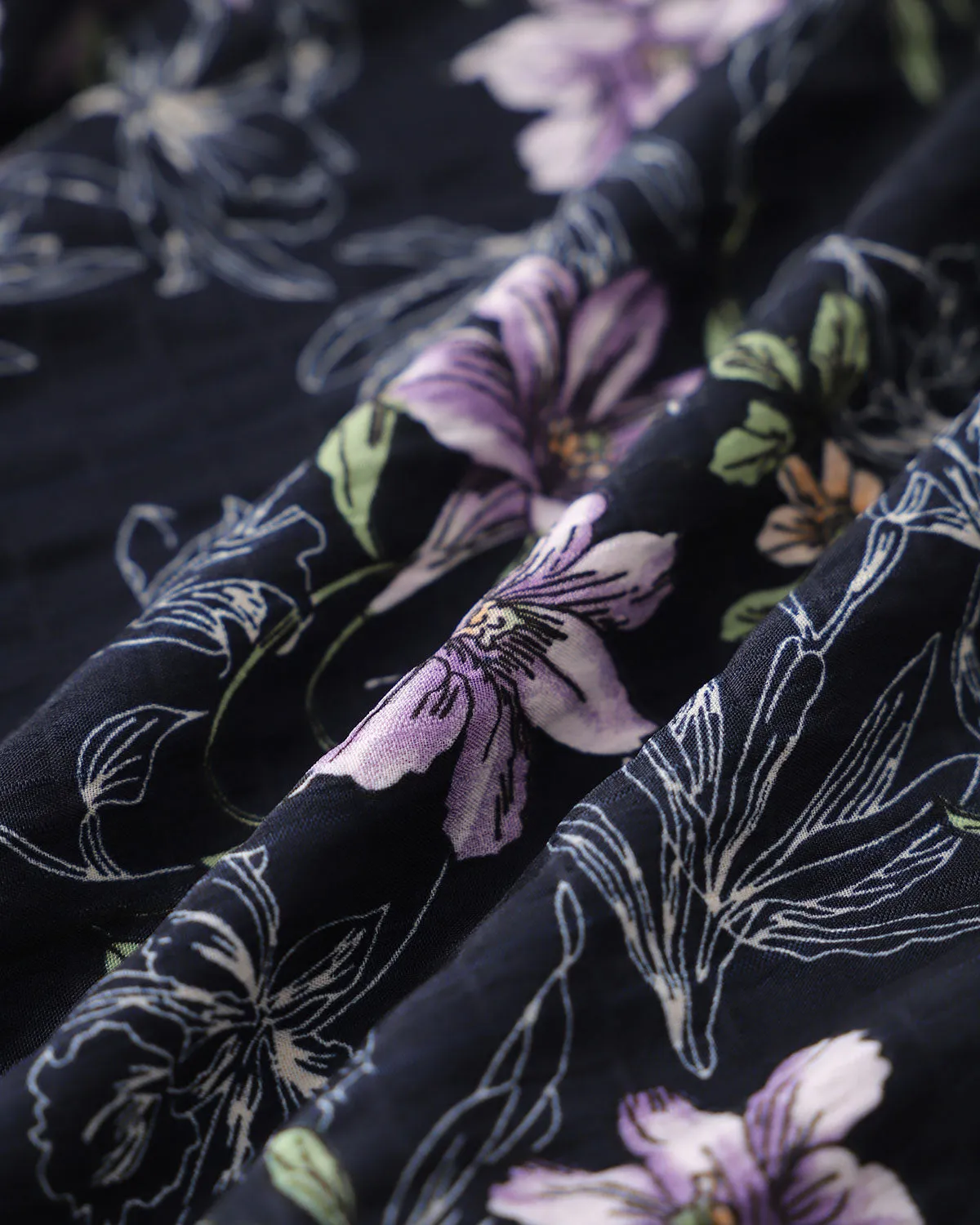 Black Floral Elastic Waist Midi Skirt sold by rihoas product image thumbnail 2
