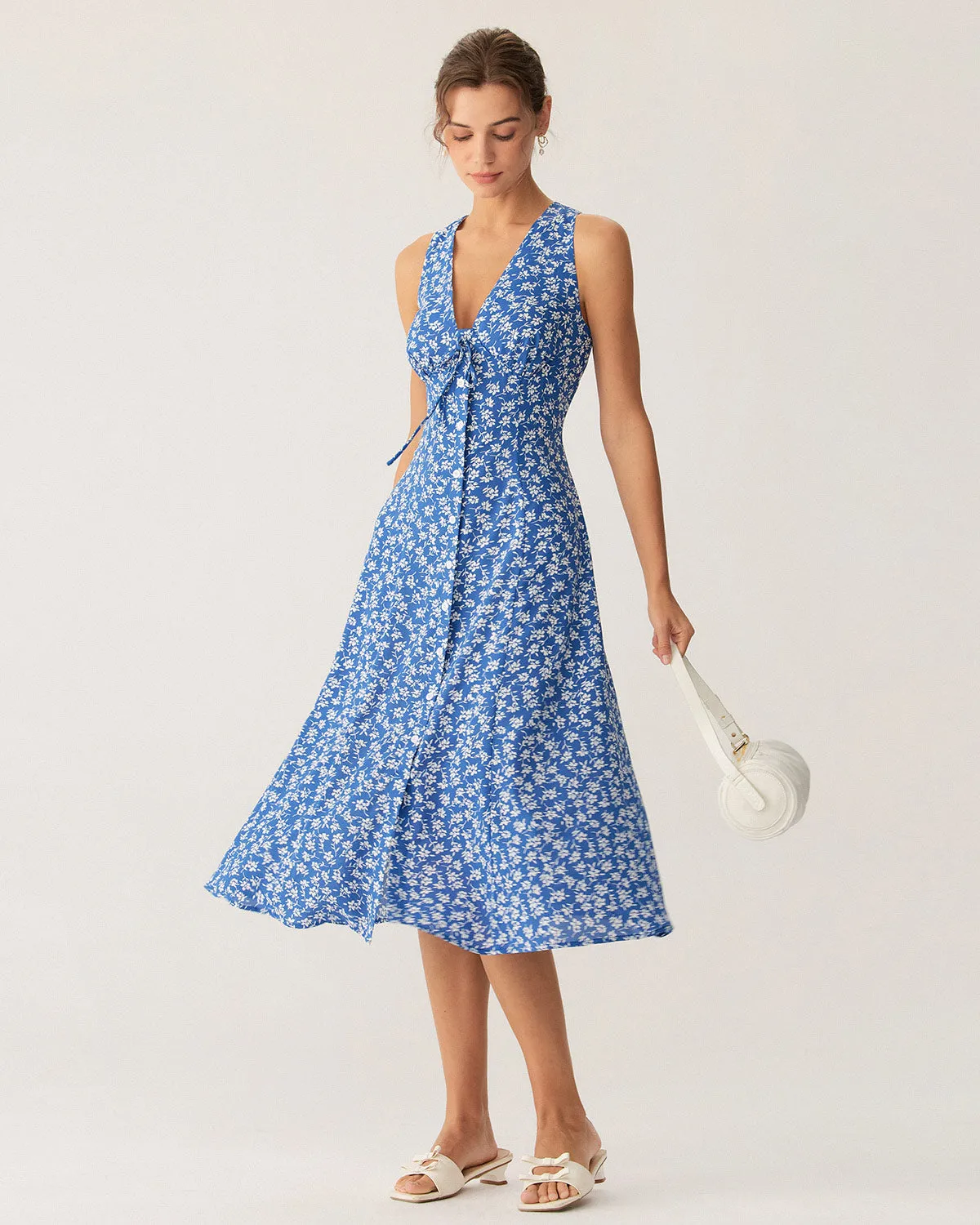 Blue Floral V Neck Sleeveless Midi Dress sold by rihoas product image thumbnail 4