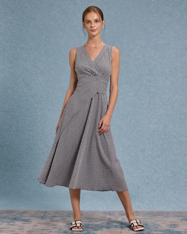 Black Plaid V Neck Sleeveless Maxi Dress sold by rihoas