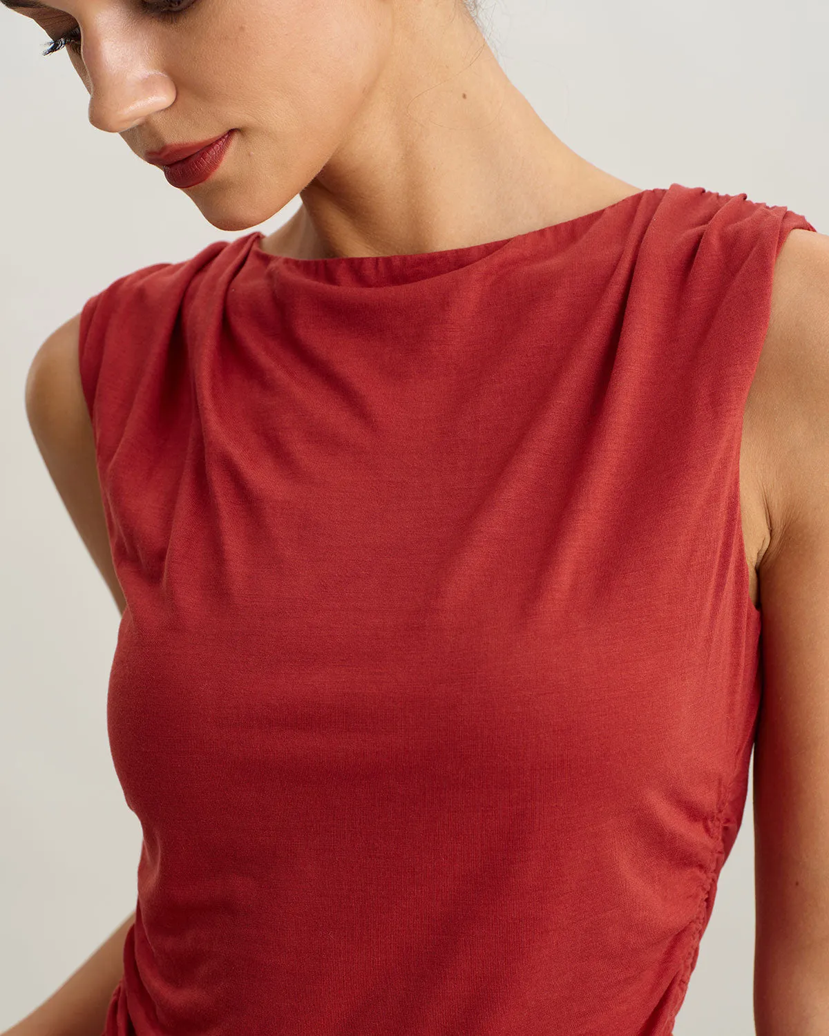 Red Round Neck Cropped Tank Top sold by rihoas product image thumbnail 2
