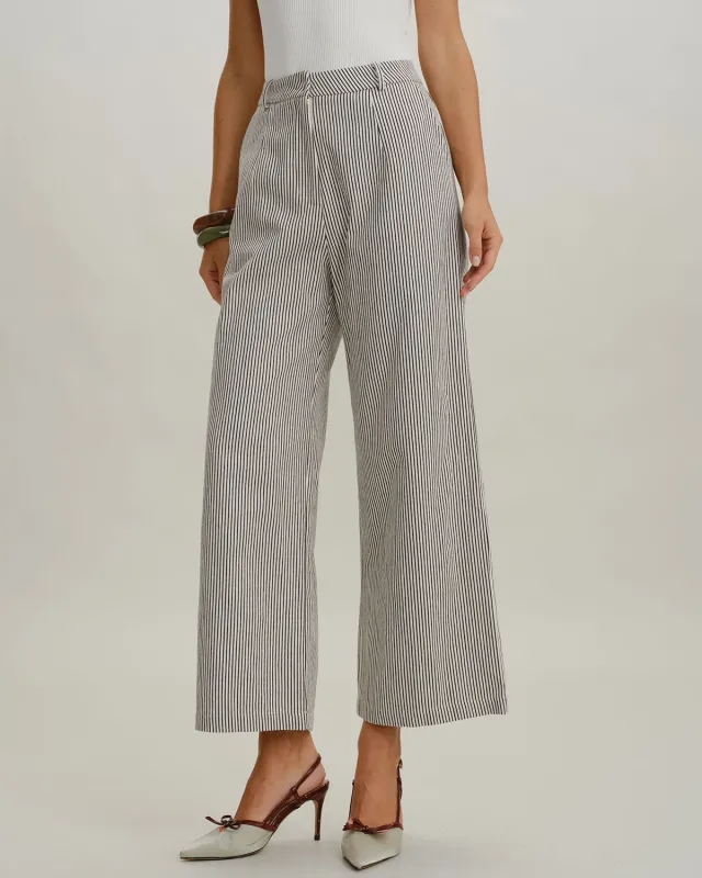 Black Striped Natural Waisted Pants sold by rihoas