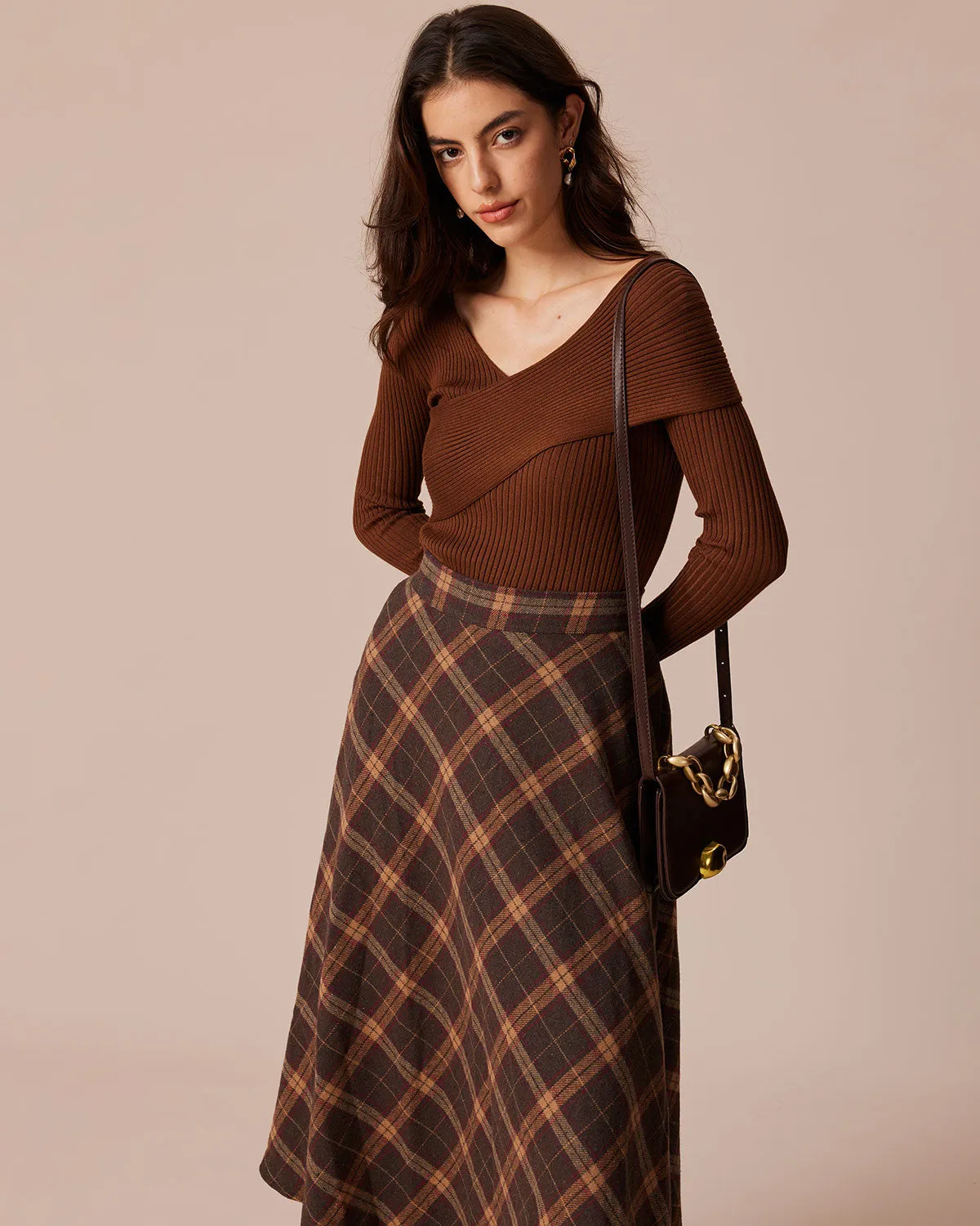 Coffee Ribbed Knit Slim Tee sold by rihoas product image thumbnail 3