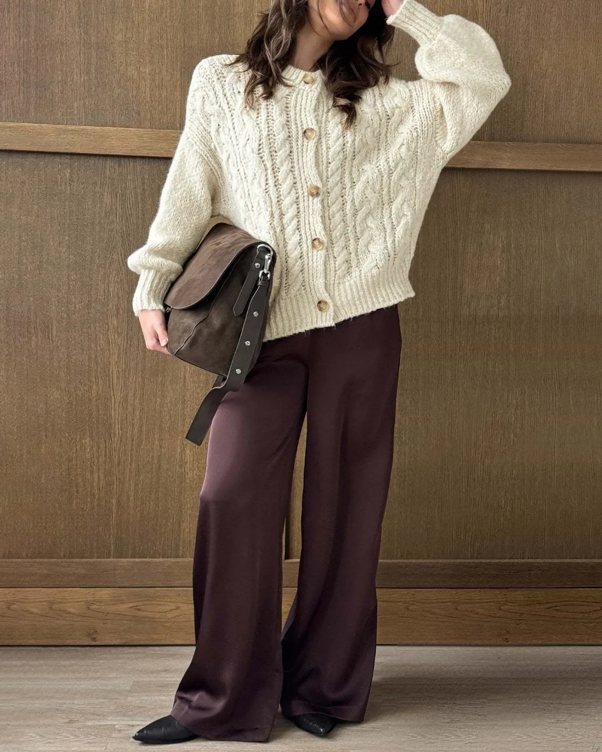 White Round Neck Textured Knit Cardigan sold by rihoas product image thumbnail 4