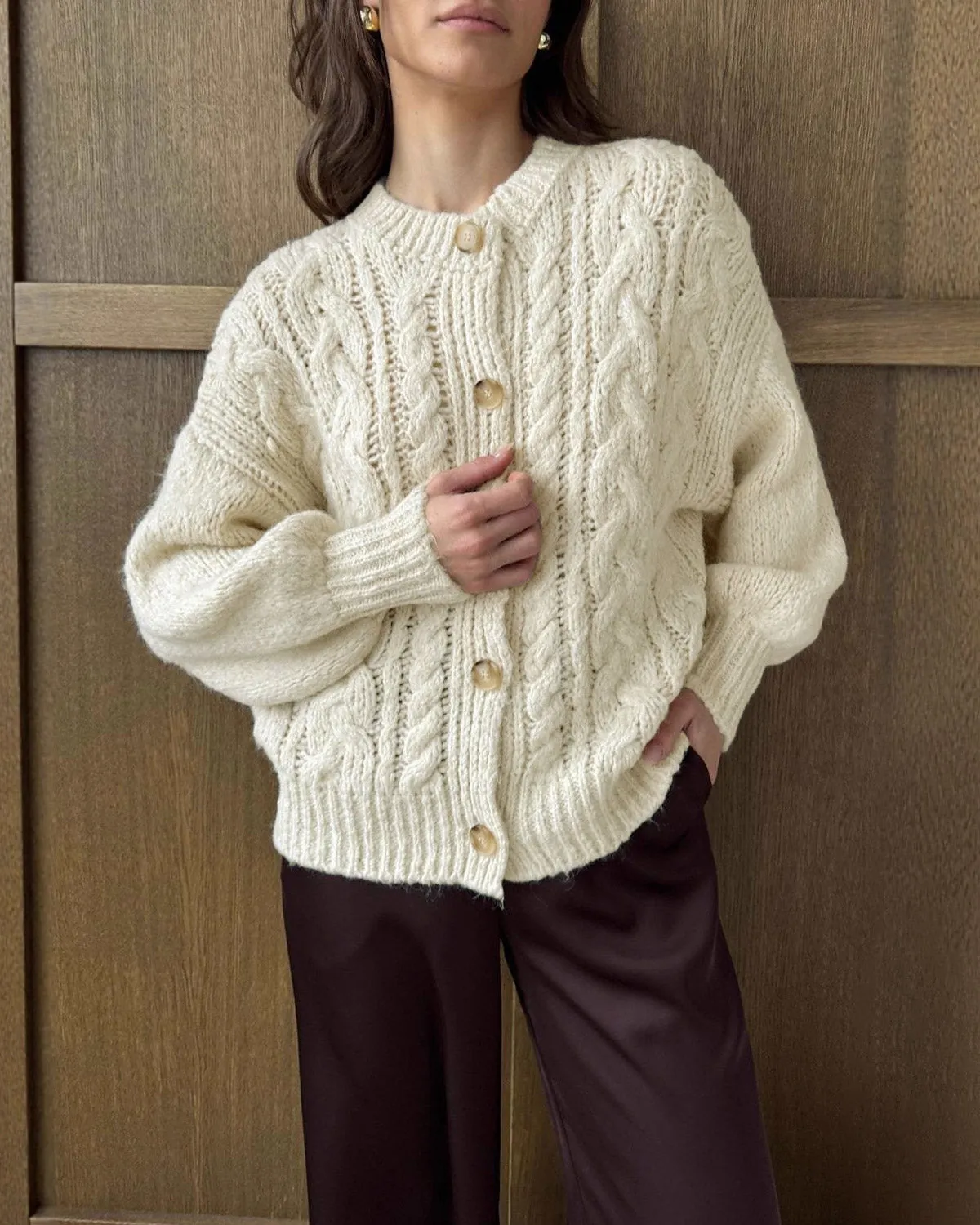 White Round Neck Textured Knit Cardigan sold by rihoas product image thumbnail 3