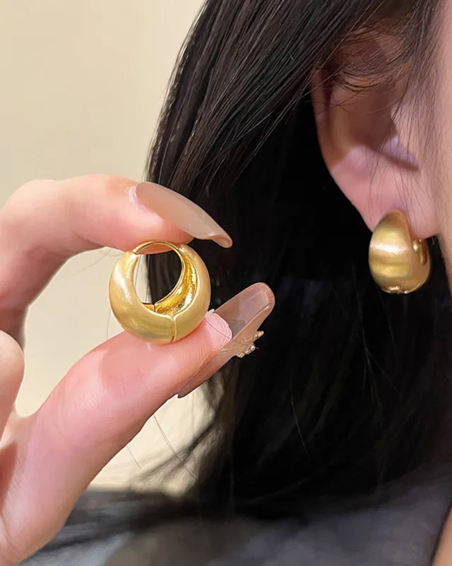 Women's Gold Earrings sold by rihoas