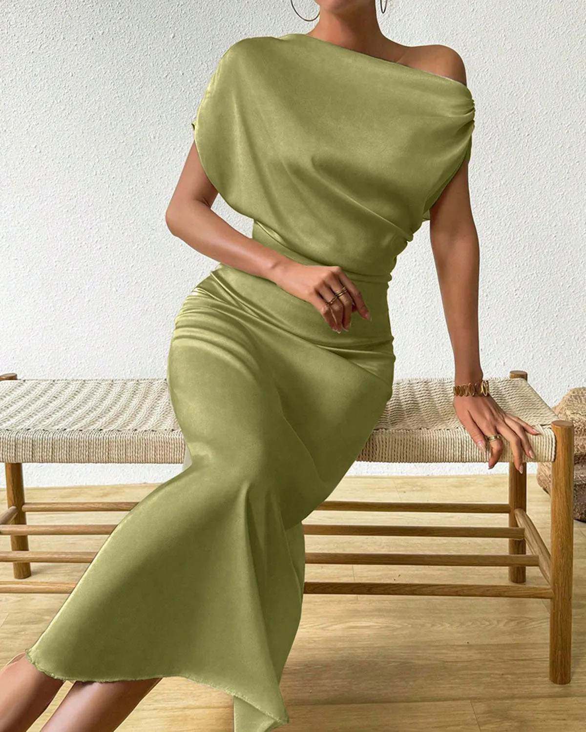 Green Boat Neck Ruched Midi Dress sold by rihoas product image thumbnail 4