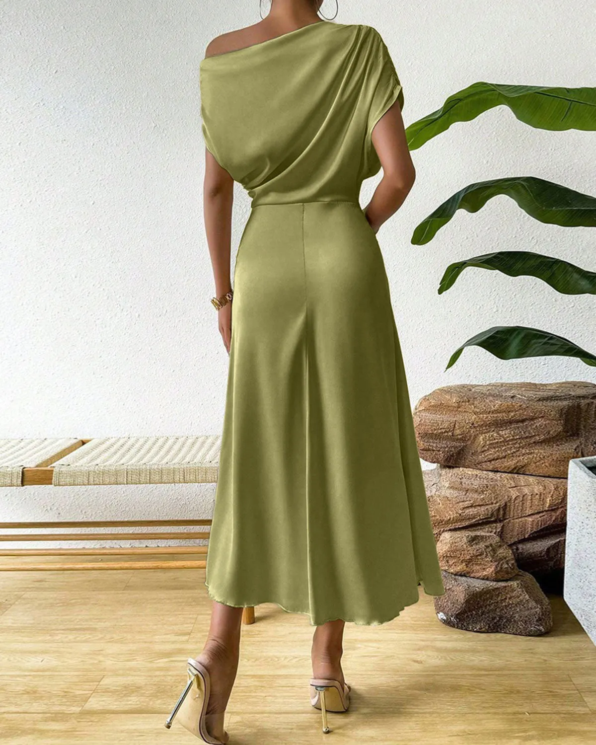 Green Boat Neck Ruched Midi Dress sold by rihoas product image thumbnail 5