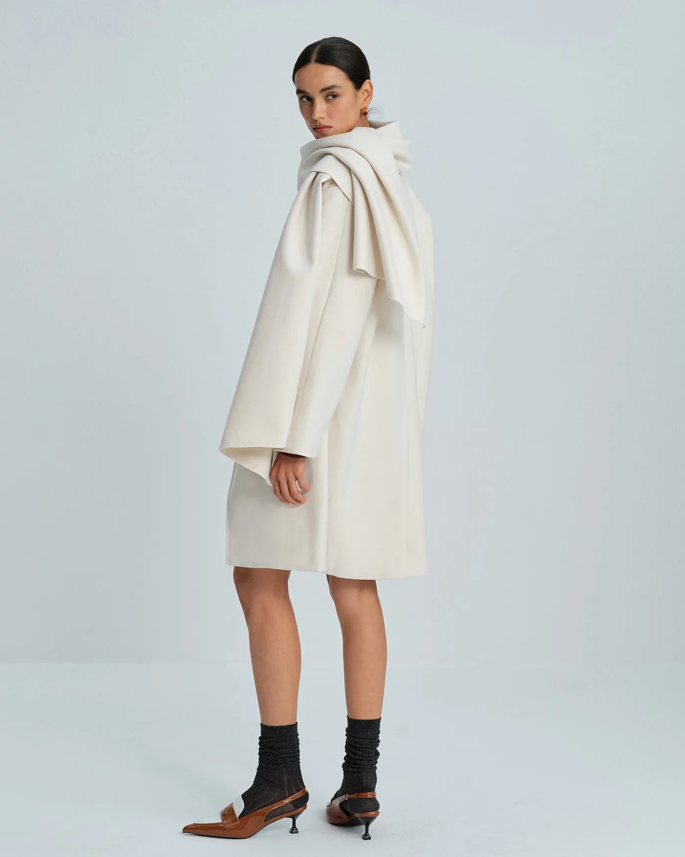 White Button Surplice Coat sold by rihoas product image thumbnail 3