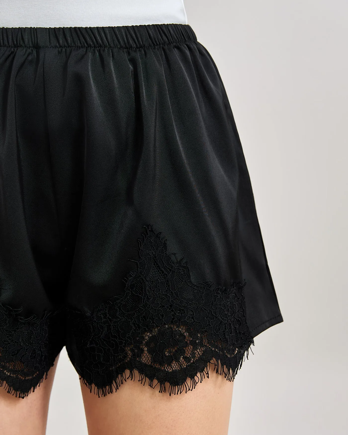 Black Lace Splicing Shorts sold by rihoas product image thumbnail 2