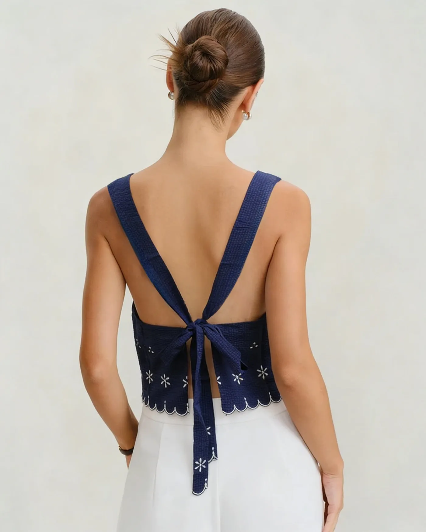 Blue Embroidery Contrasting Tank Top sold by rihoas product image thumbnail 3