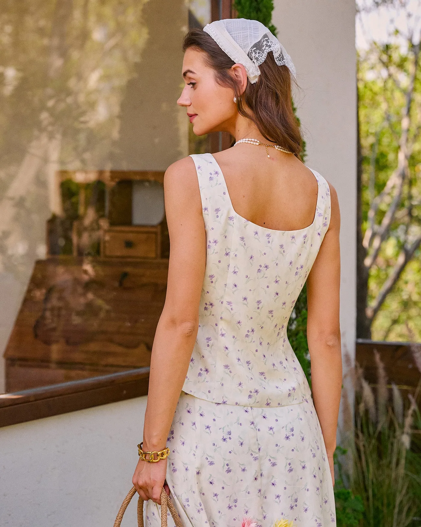 Beige Square Neck Floral Tank Top sold by rihoas product image thumbnail 5