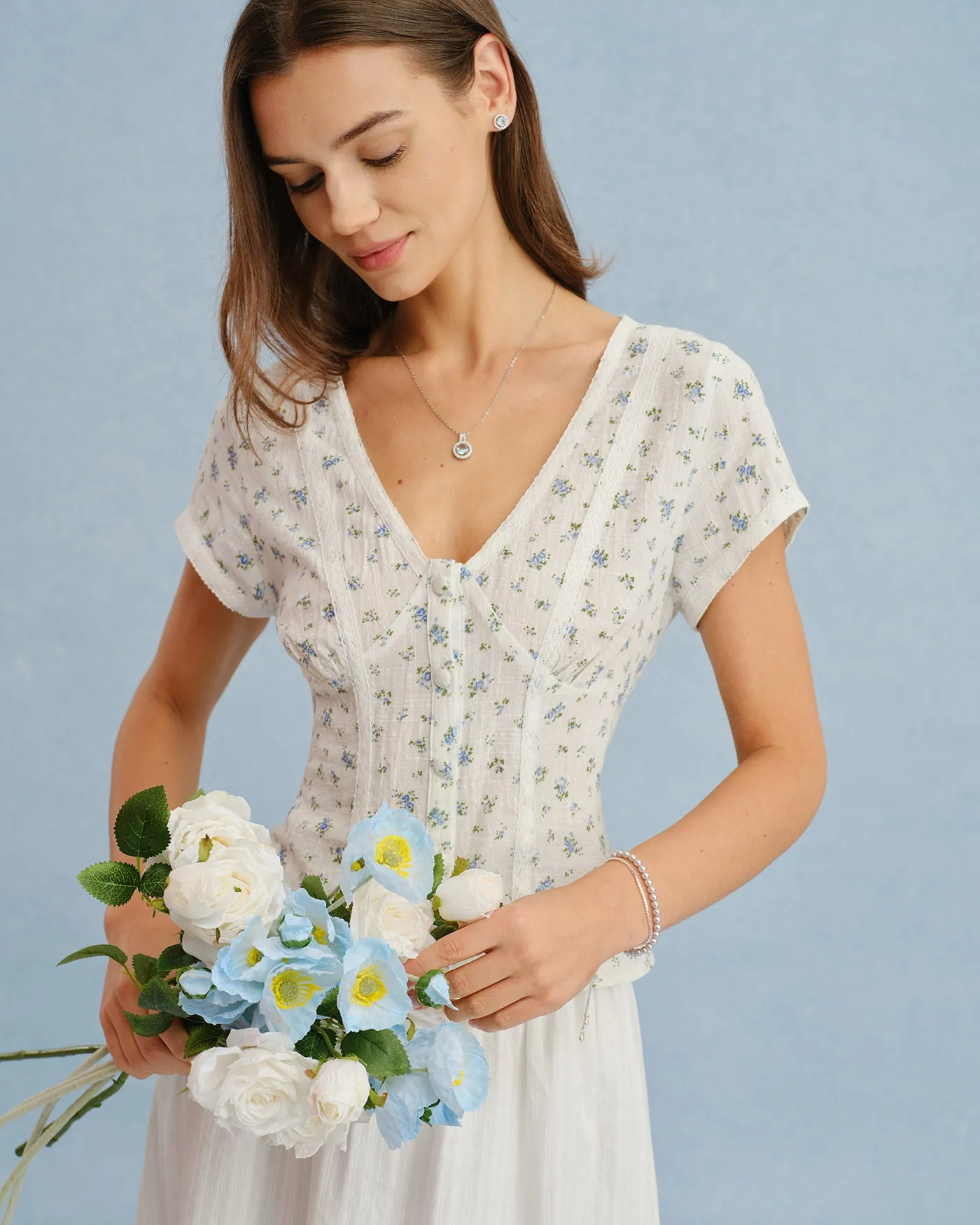 White V Neck Floral Splicing Tee sold by rihoas product image thumbnail 3