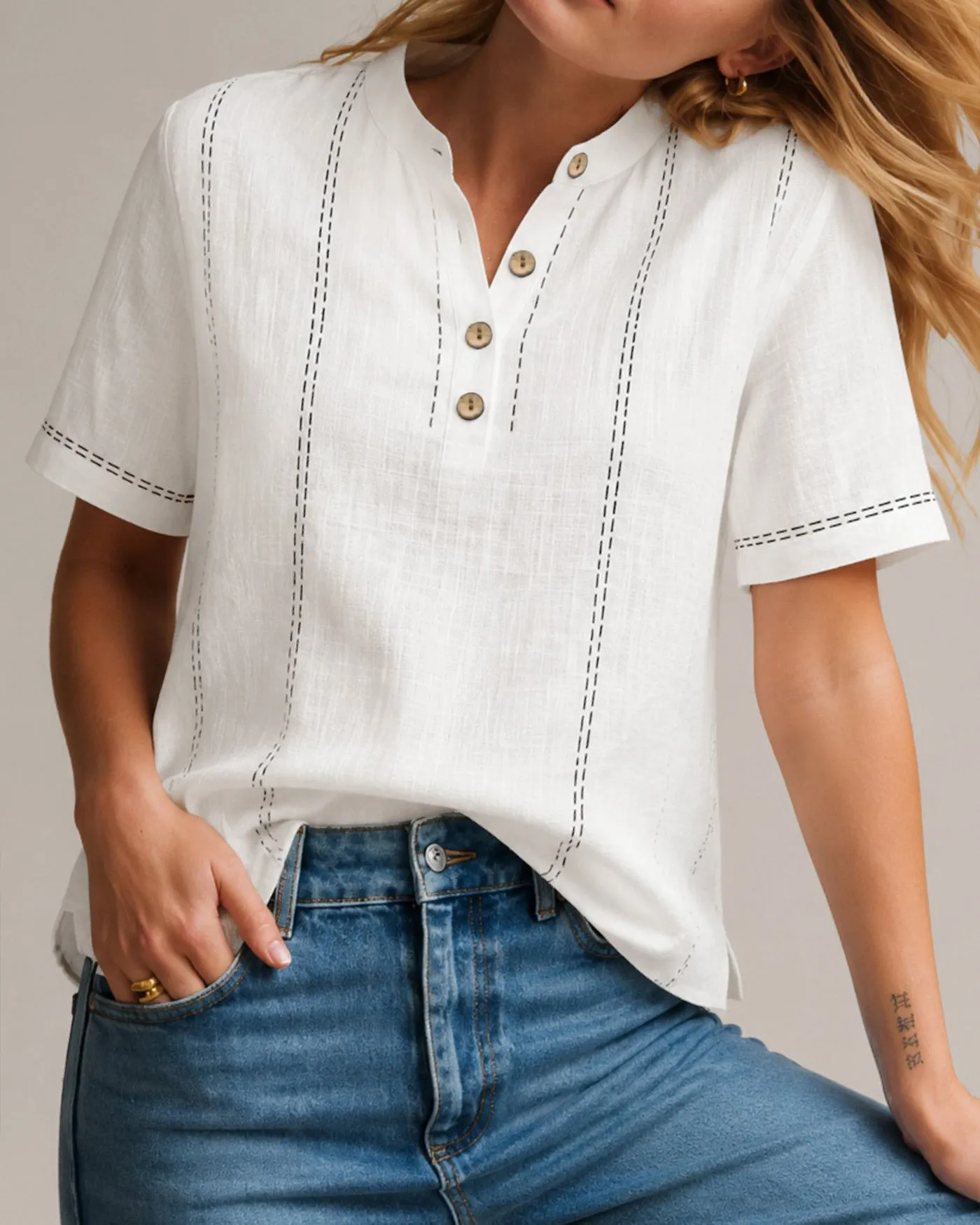 White Round Neck Geometric Button Tee sold by rihoas product image thumbnail 2