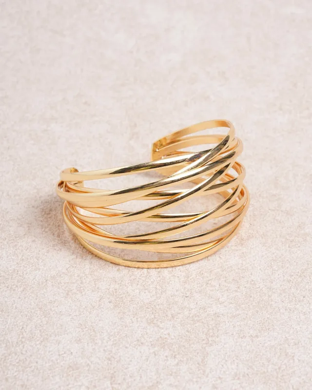 Gold Alloy Bracelets made by rihoas