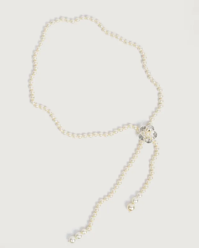 The Pearl Flower Decor Waist Chain sold by rihoas