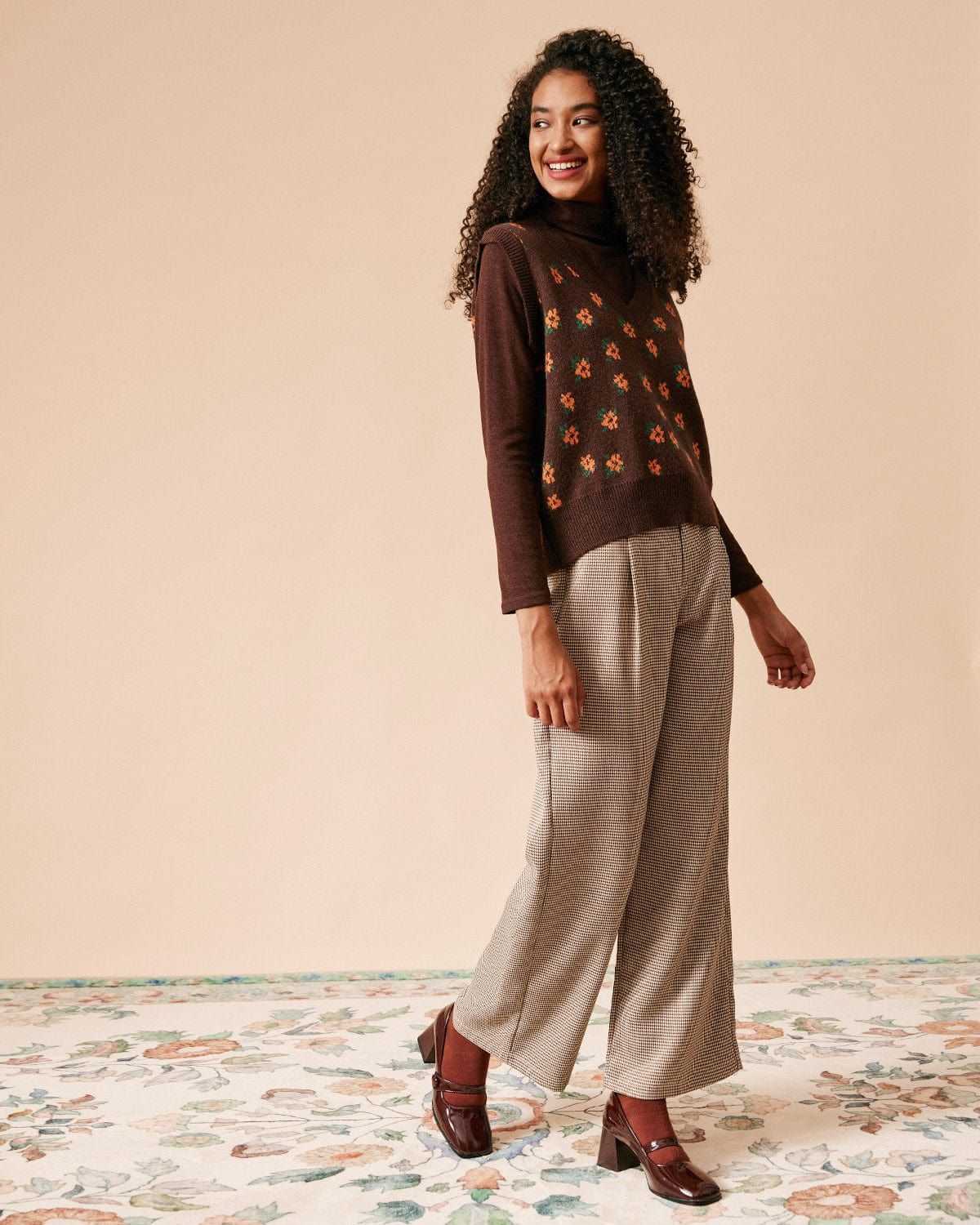 The V Neck Ribbed Floral Sweater Vest sold by rihoas product image thumbnail 5