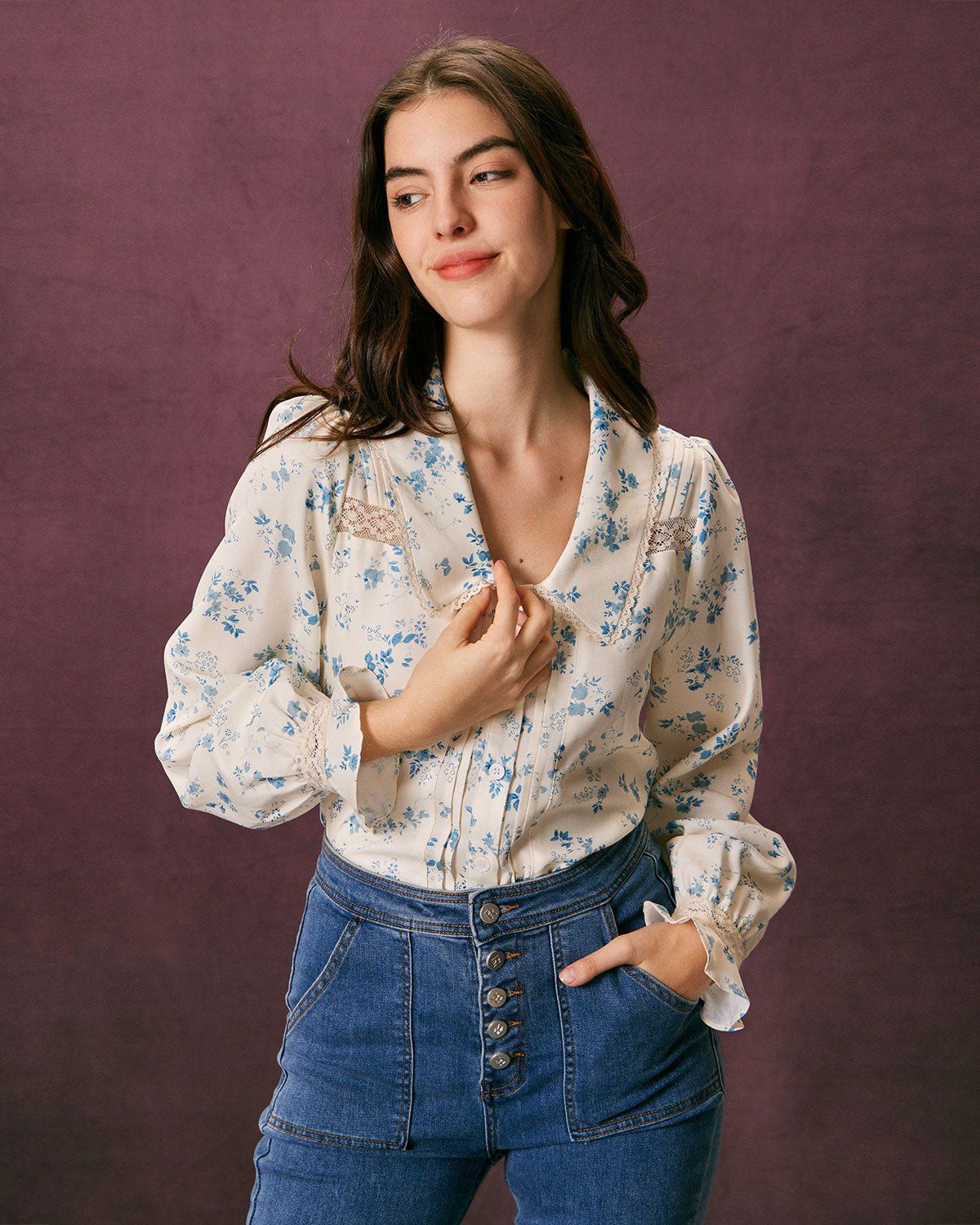 The Beige Peter Pan Collar Floral Lace Blouse sold by rihoas product image thumbnail 2