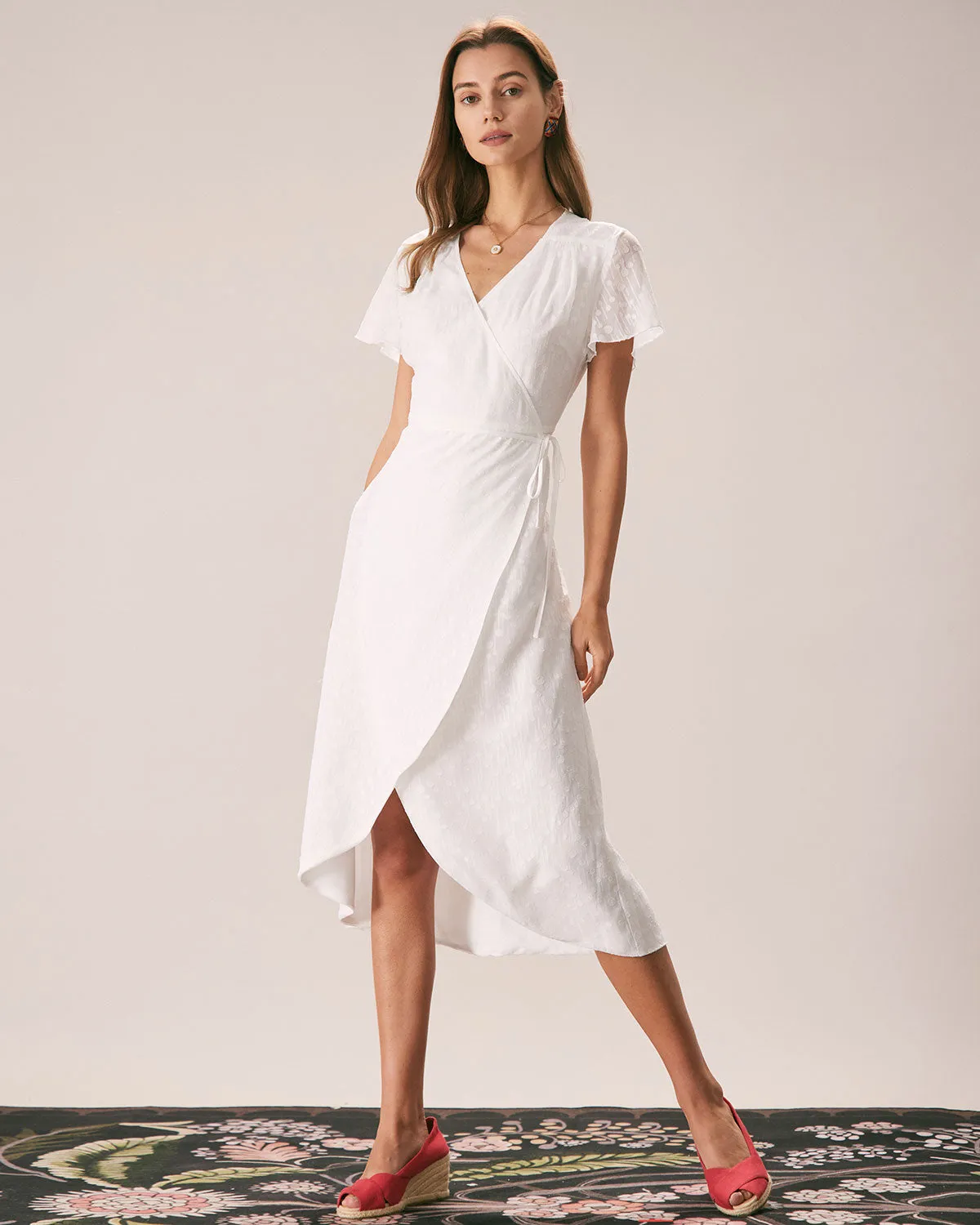 The White V Neck Dobby Mesh Midi Dress sold by rihoas product image thumbnail 5