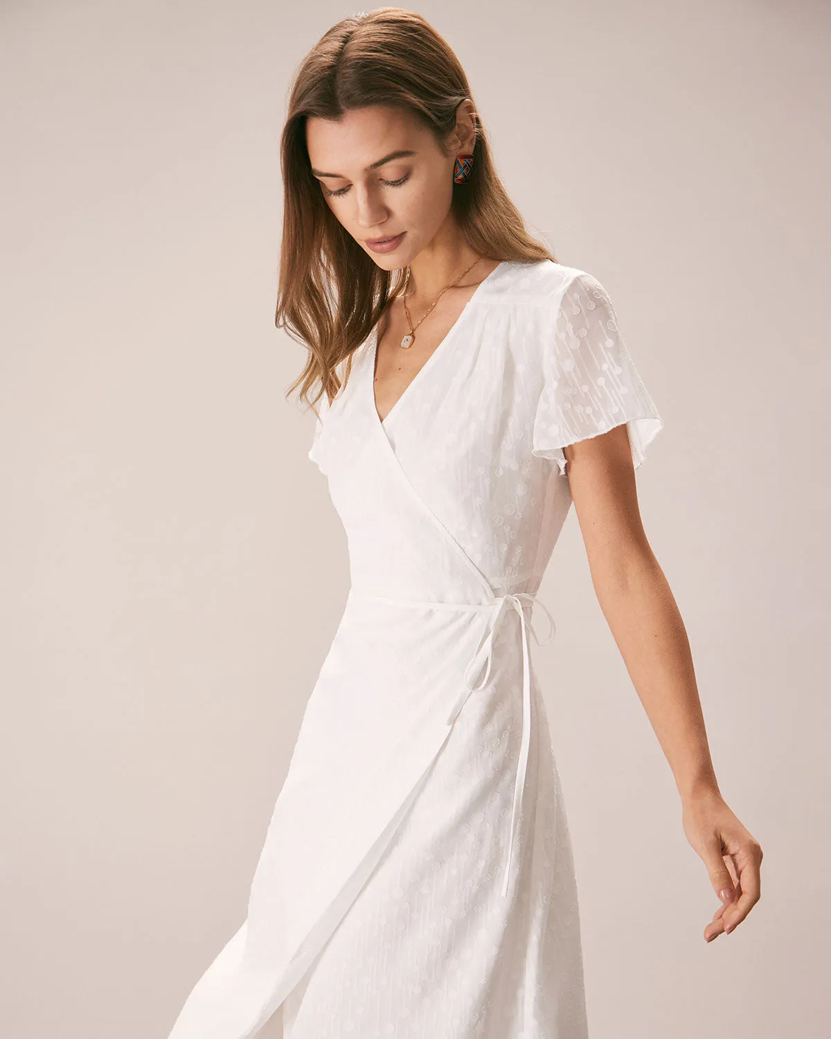 The White V Neck Dobby Mesh Midi Dress sold by rihoas product image thumbnail 4