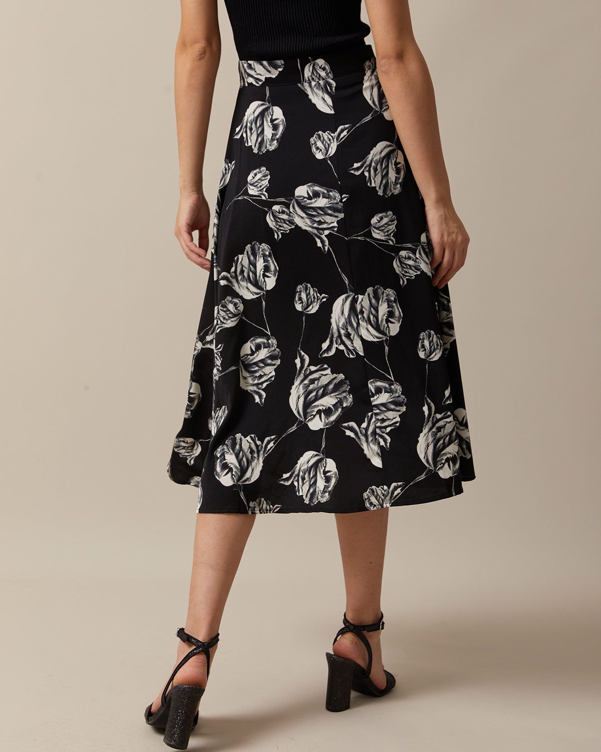 The Black High Waisted Floral Midi Skirt sold by rihoas product image thumbnail 5