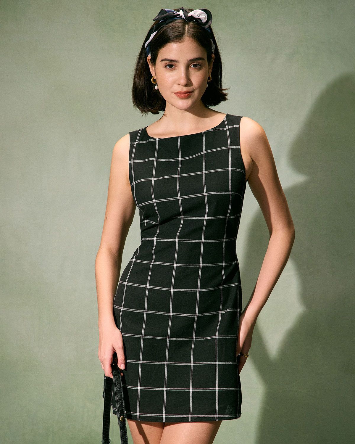The Black Boat Neck Sleeveless Plaid Mini Dress sold by rihoas product image thumbnail 2