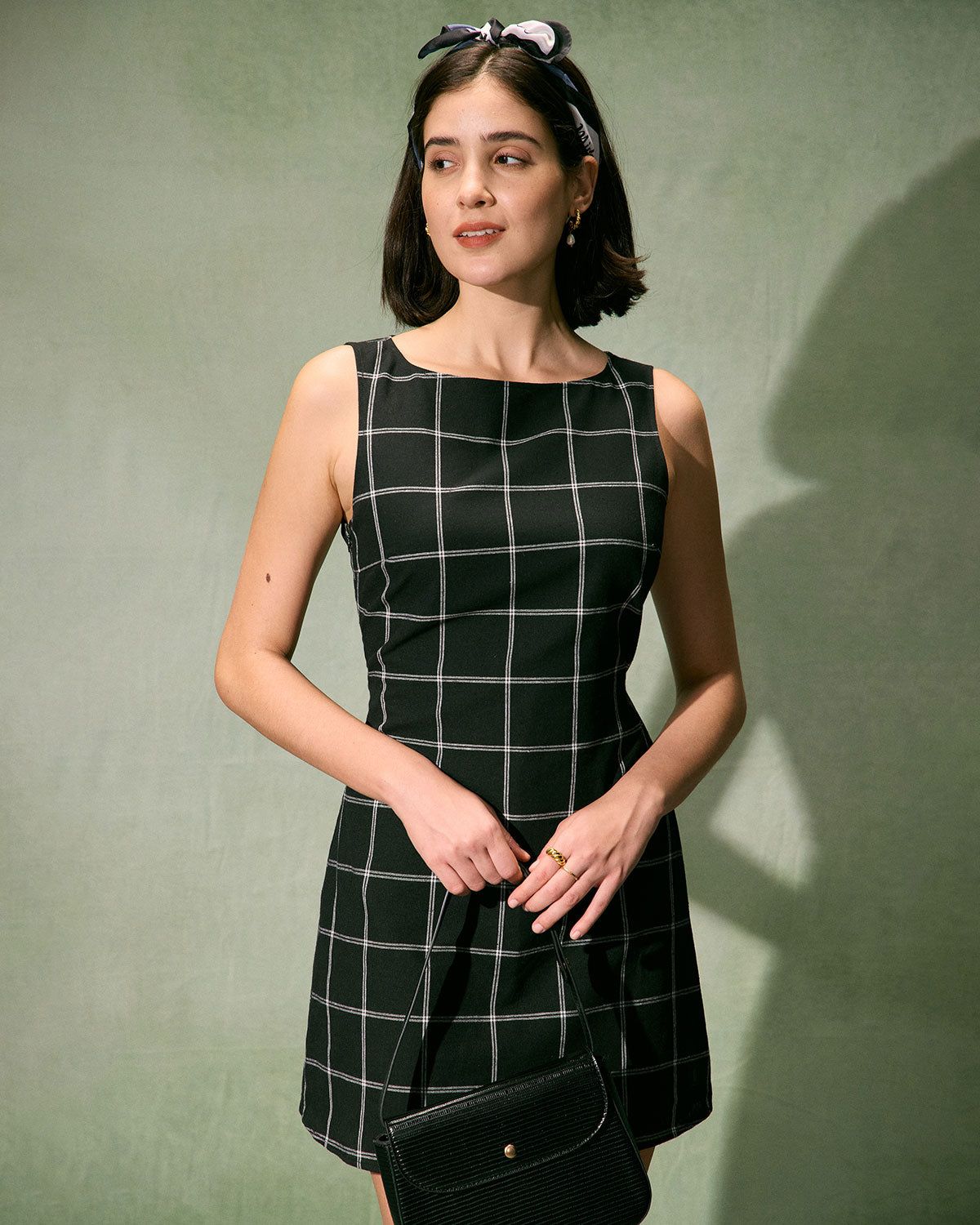 The Black Boat Neck Sleeveless Plaid Mini Dress sold by rihoas product image thumbnail 4
