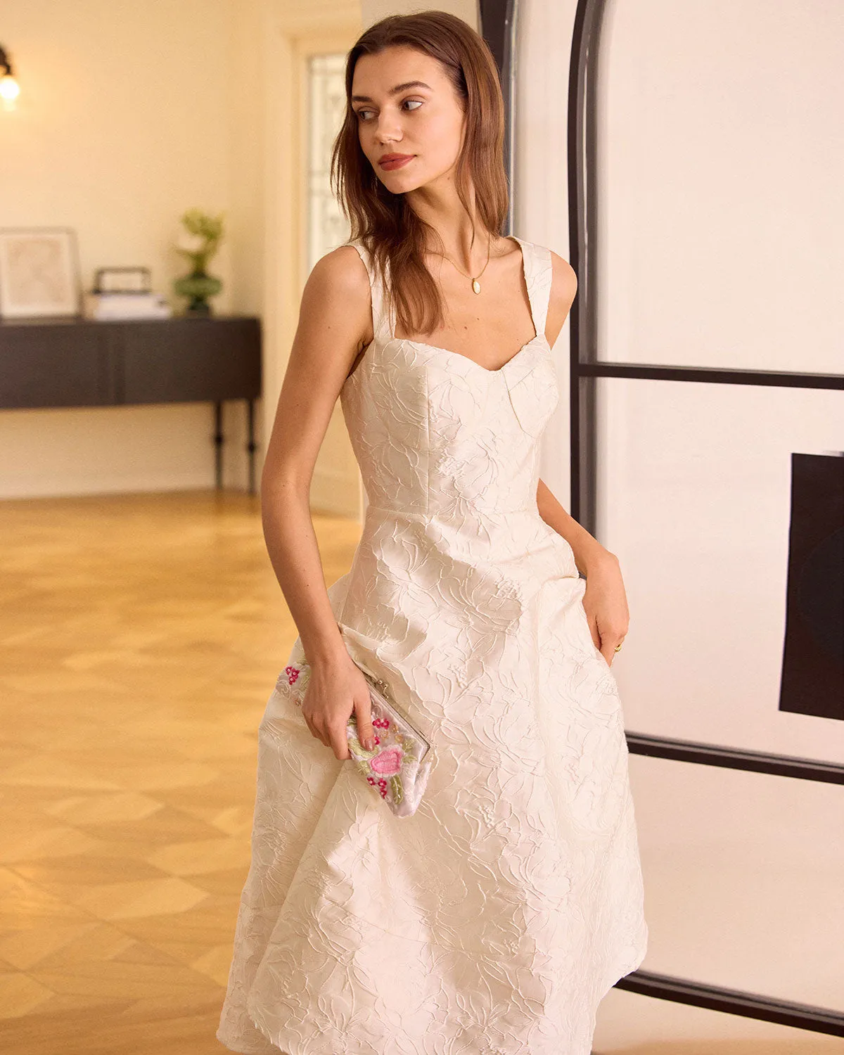 The White Sweetheart Neck Jacquard Midi Dress sold by rihoas product image thumbnail 4