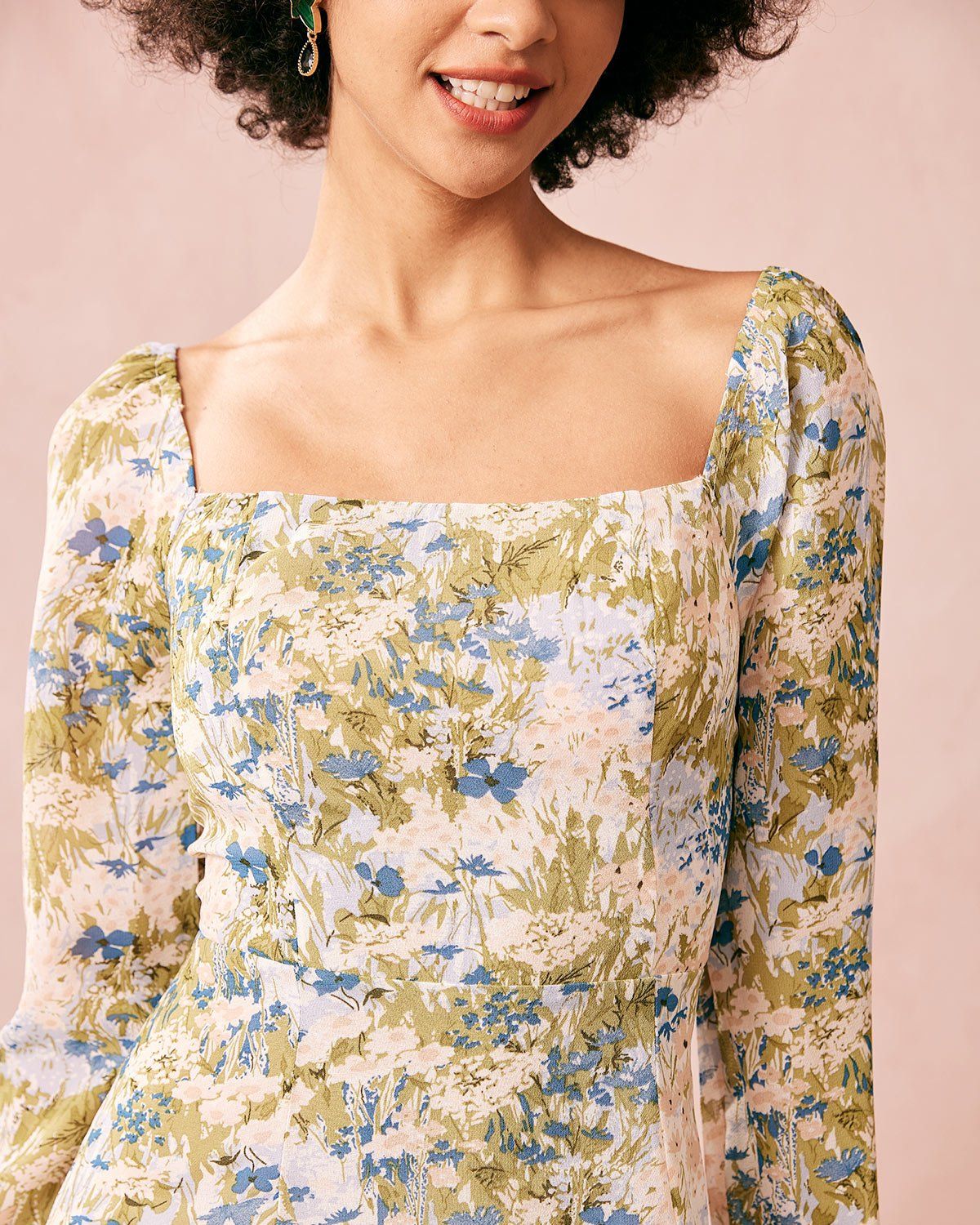 The Green Square Neck Floral Long Sleeve Midi Dress sold by rihoas product image thumbnail 2