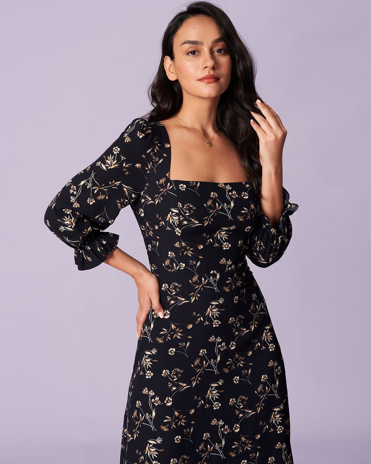 The Black Floral Lantern Sleeve Midi Dress sold by rihoas product image thumbnail 4