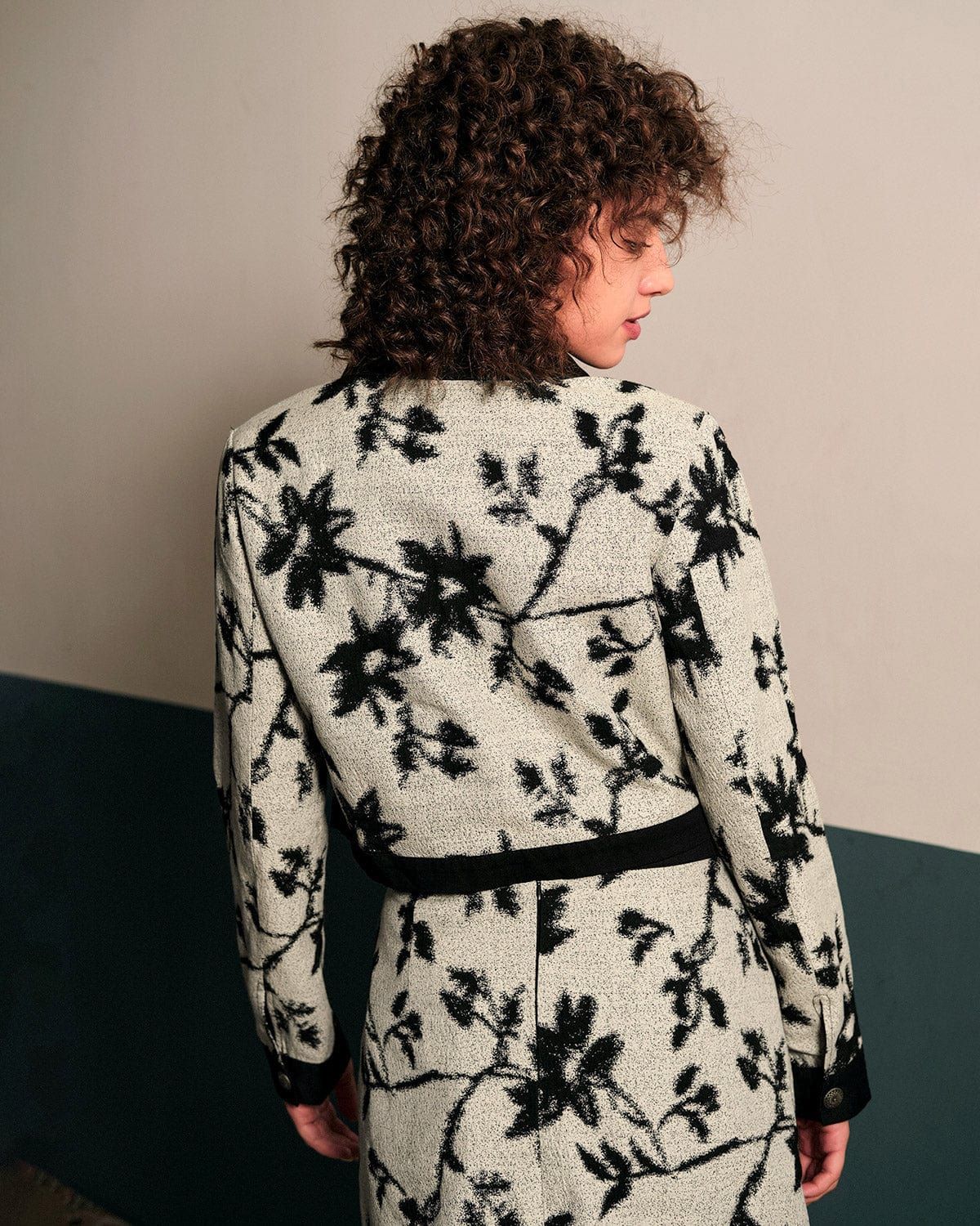 The Lapel Button-up Floral Crop Jacket sold by rihoas product image thumbnail 5