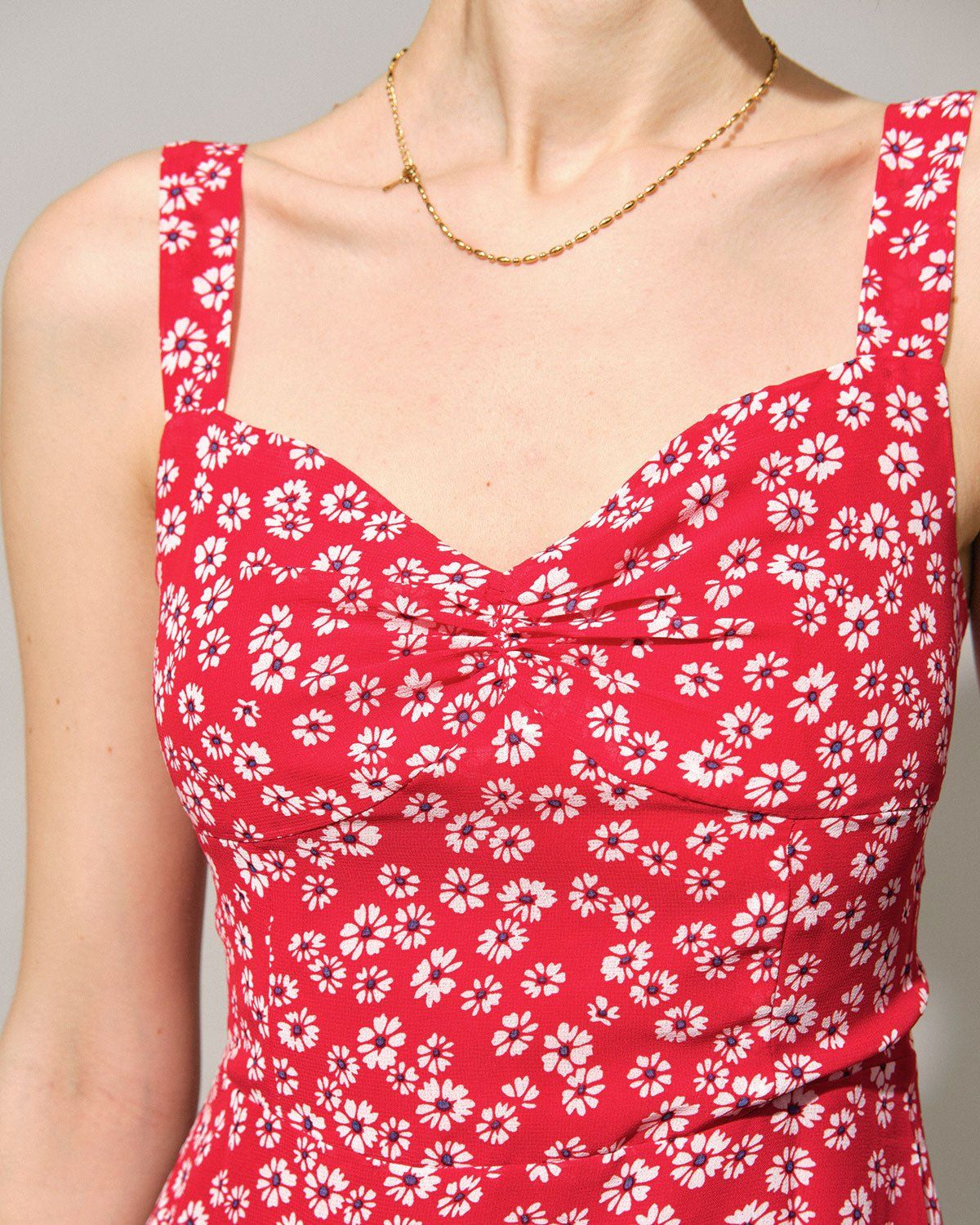 The Red Sweetheart Neck Floral Slip Mini Dress sold by rihoas product image thumbnail 2