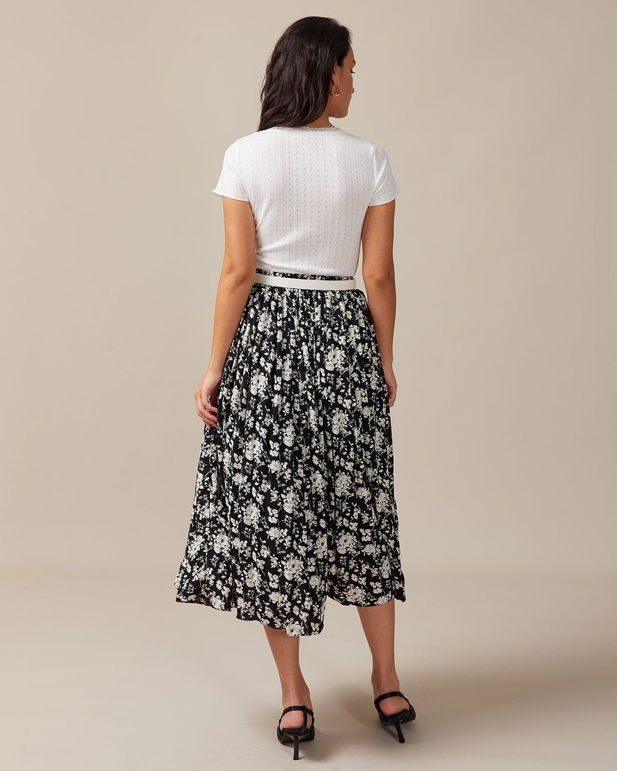 The Elastic Waist Floral Pleated Midi Skirt sold by rihoas product image thumbnail 9