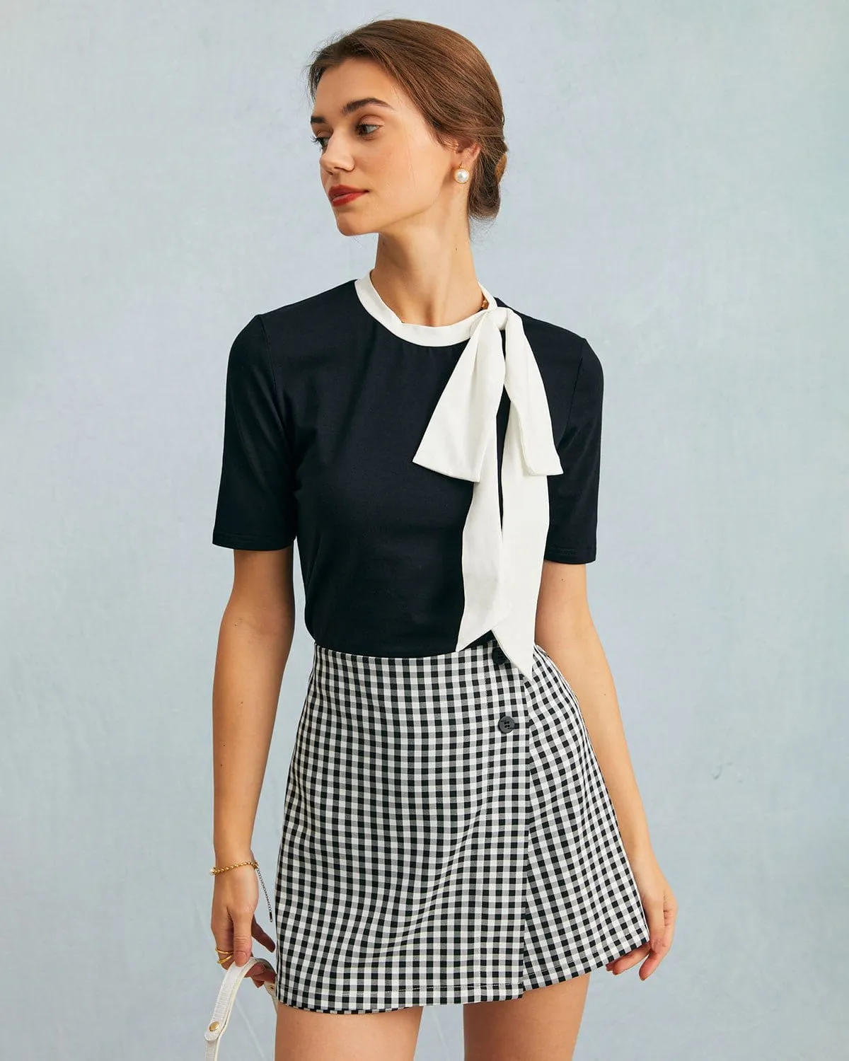 The Black Round Neck Colorblock Bowknot Top sold by rihoas product image thumbnail 2