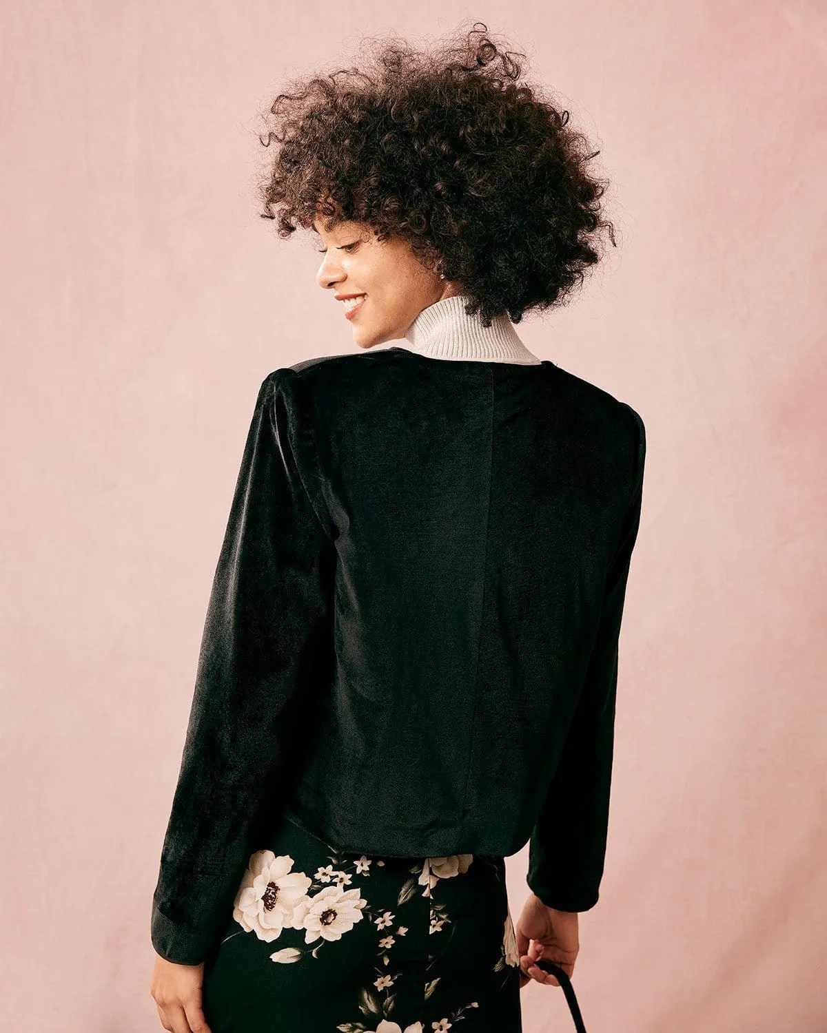 The Black Crew Neck Velvet Jacket sold by rihoas product image thumbnail 5