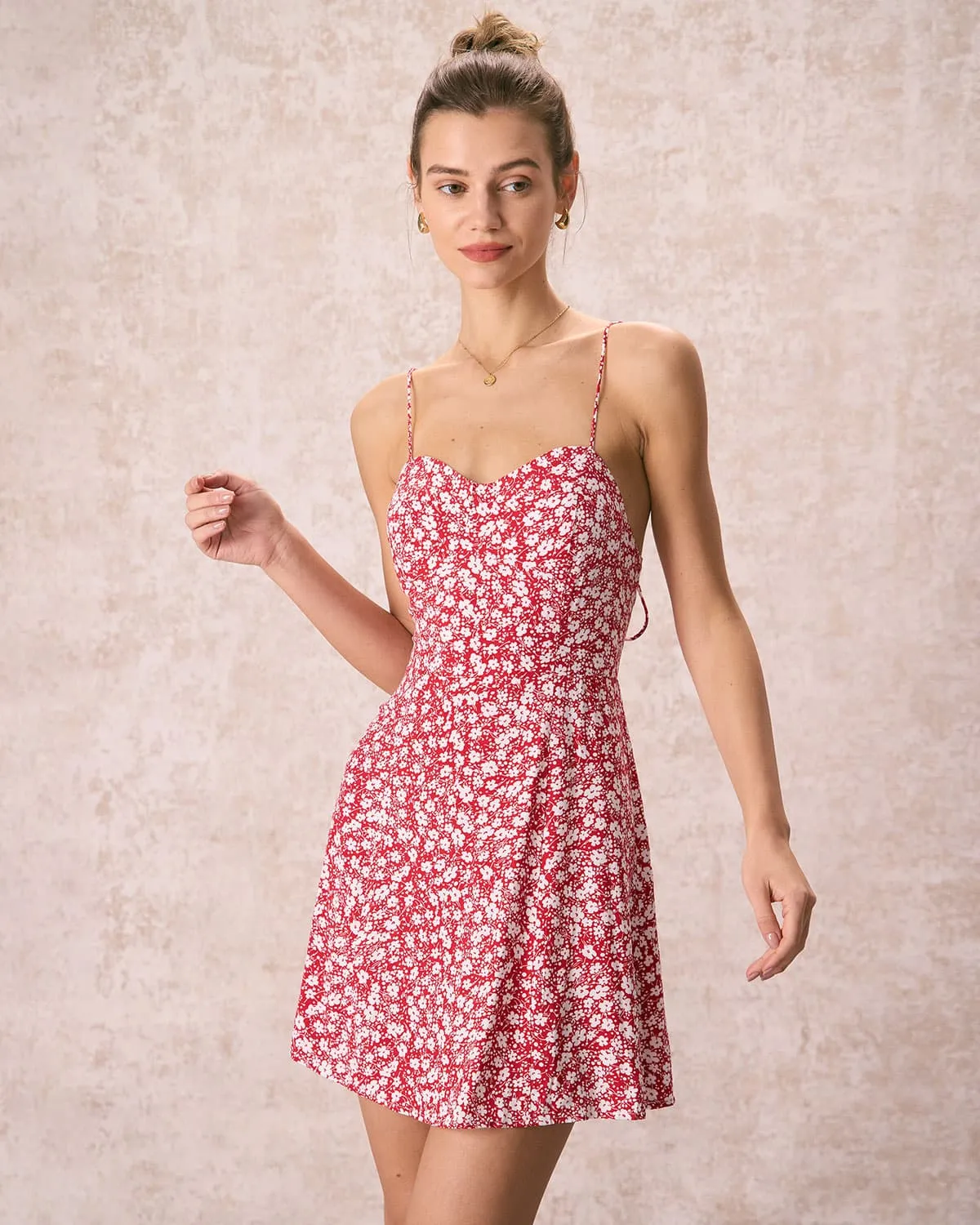 The Red Sweetheart Neck Floral Mini Dress sold by rihoas product image thumbnail 4