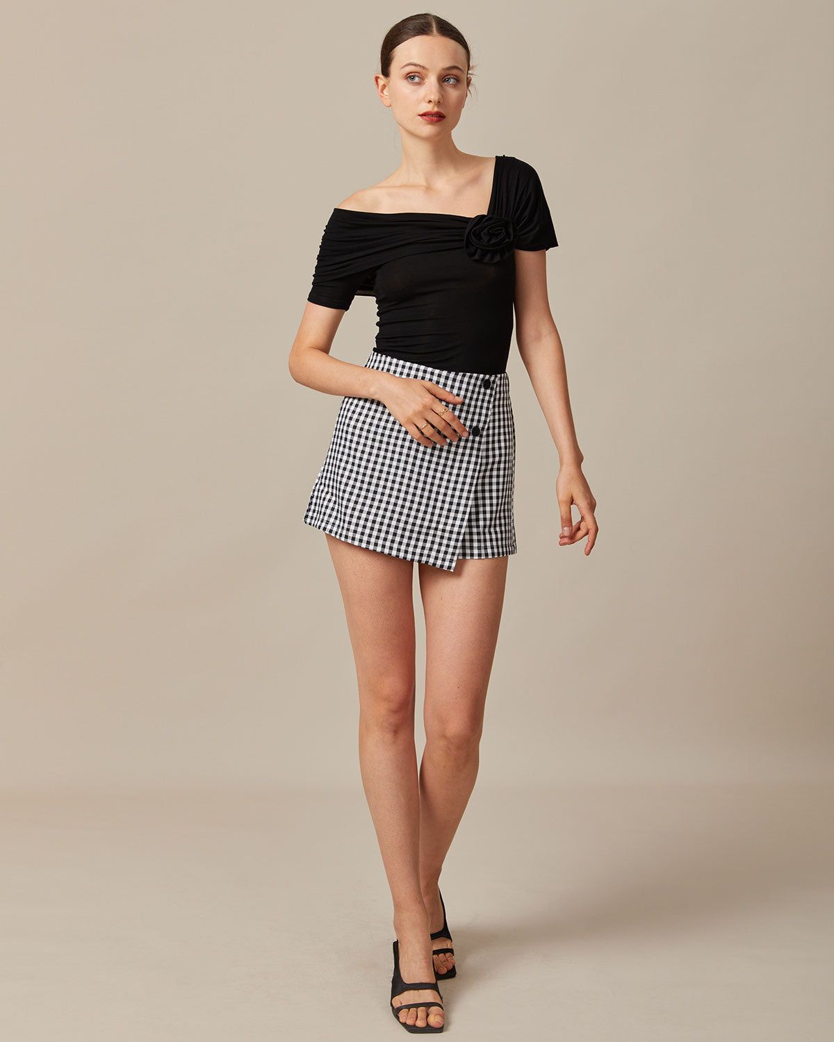 The Black Ruched Off The Shoulder Tee sold by rihoas product image thumbnail 4