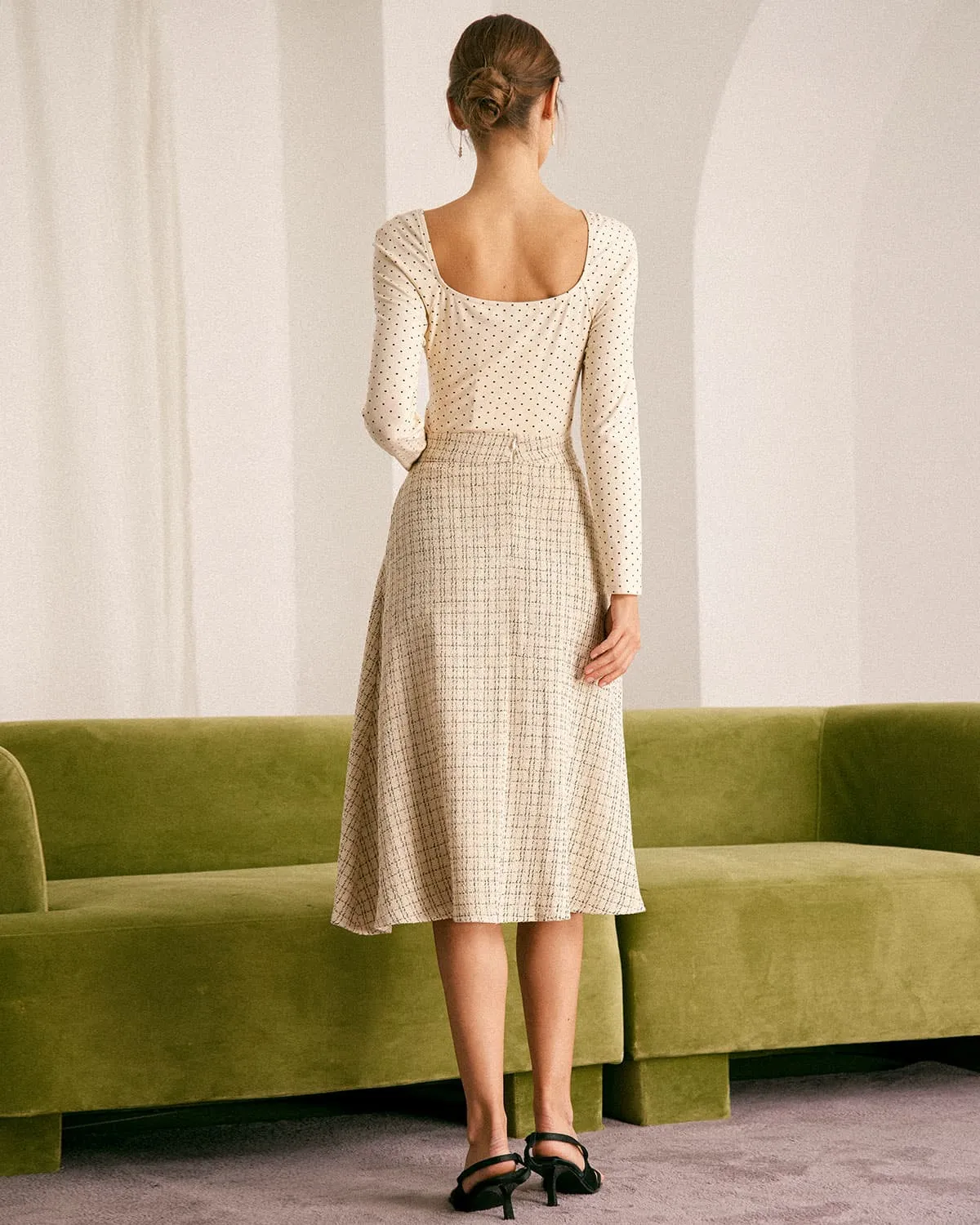 The Beige V Neck Polka Dot Knot Tee sold by rihoas product image thumbnail 5