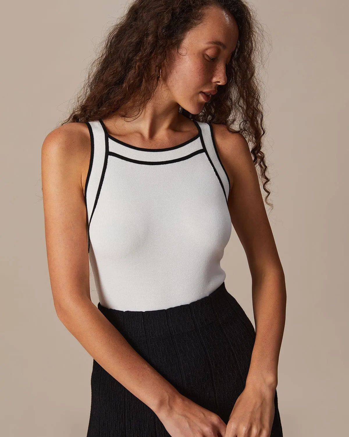 The Round Neck Contrast Trim Knit Tank Top sold by rihoas product image thumbnail 3