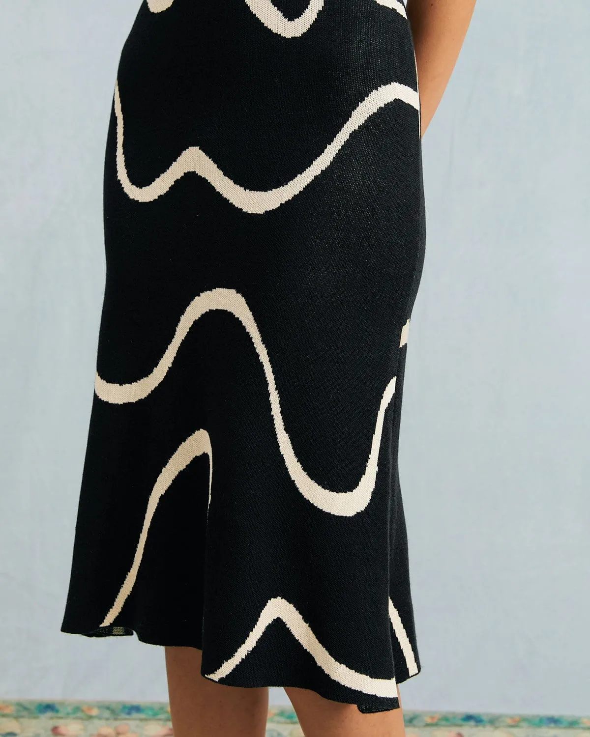 The Black Wave Mermaid Hem Knit Midi Dress sold by rihoas product image thumbnail 5