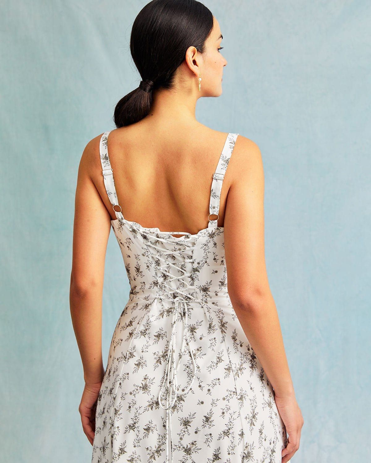 The White Sweetheart Neck Floral Cutout Midi Dress sold by rihoas product image thumbnail 5