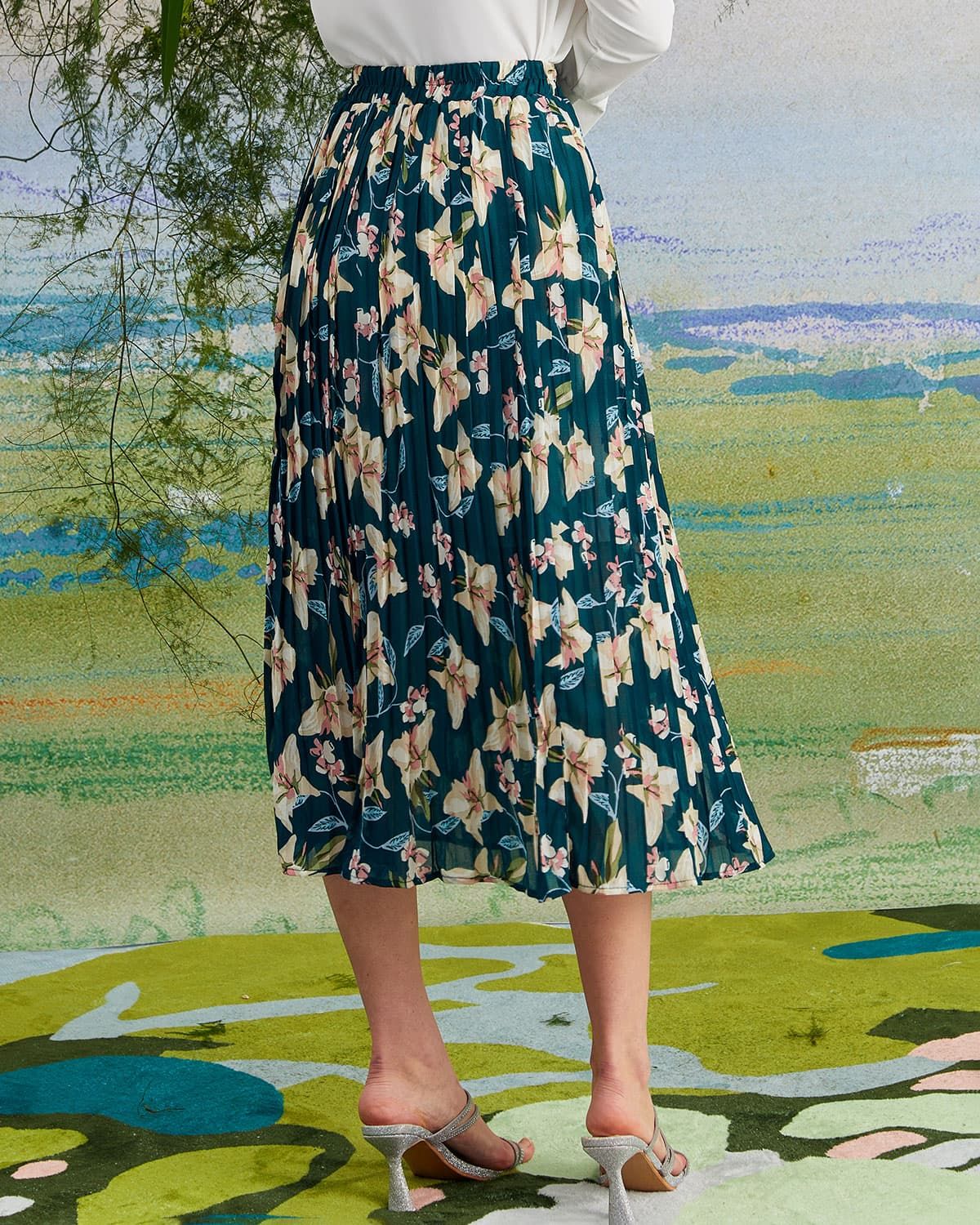 The Green Elastic Floral Pleated Midi Skirt sold by rihoas product image thumbnail 5
