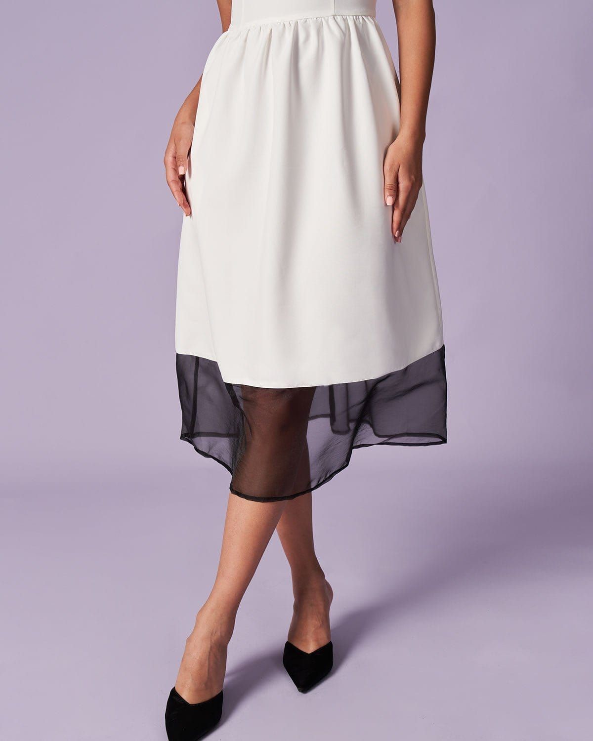 The White Round Neck Spliced Mesh Midi Dress sold by rihoas product image thumbnail 5