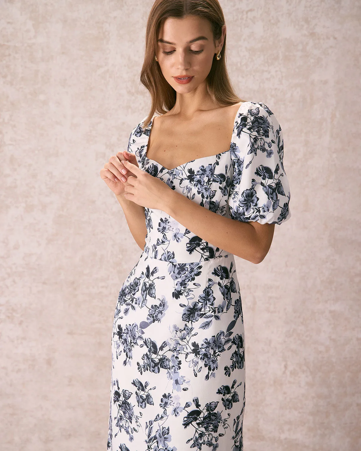 The Multi Sweetheart Neck Floral Midi Dress sold by rihoas product image thumbnail 3