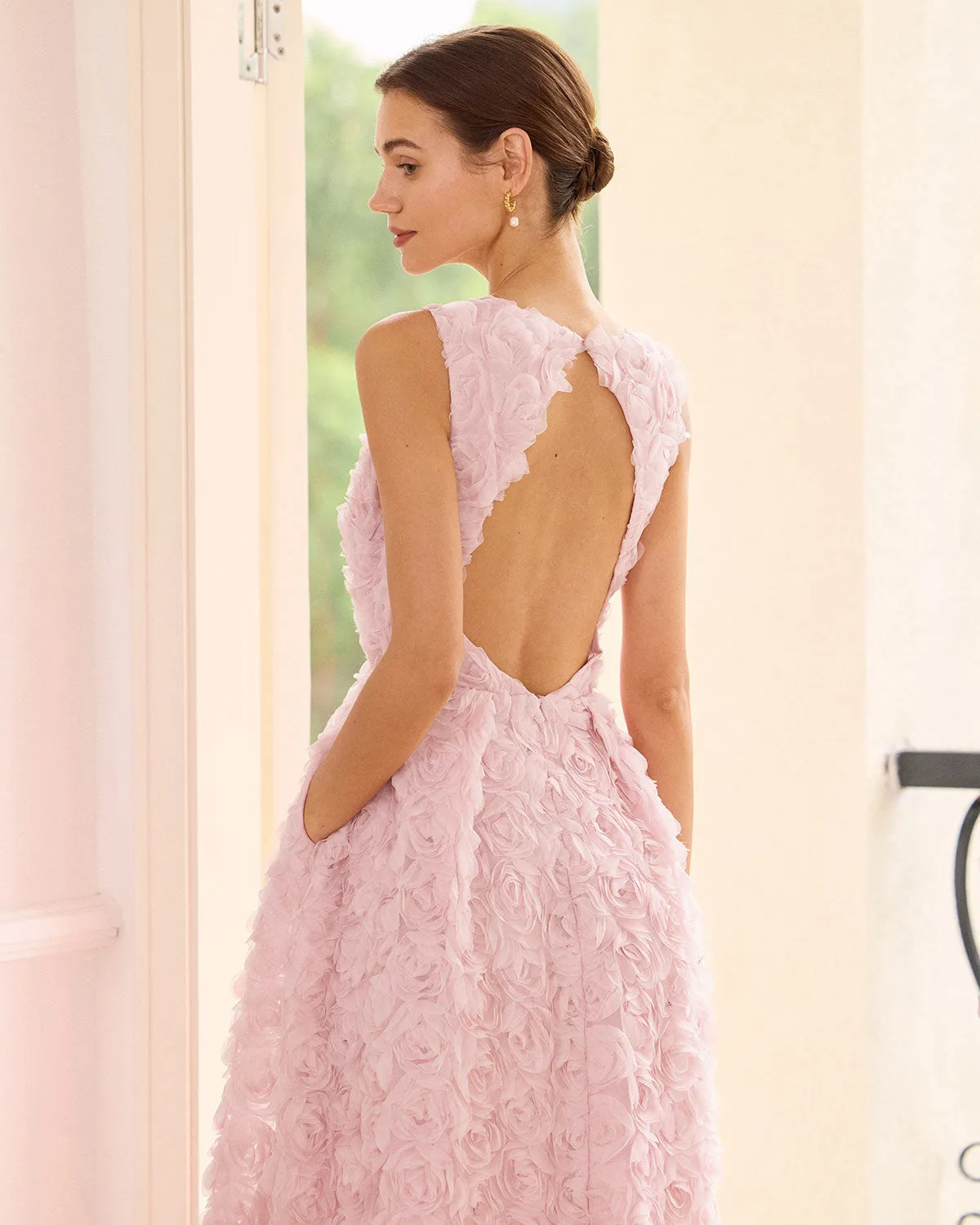 The Pink Round Neck Backless Midi Dress sold by rihoas product image thumbnail 3