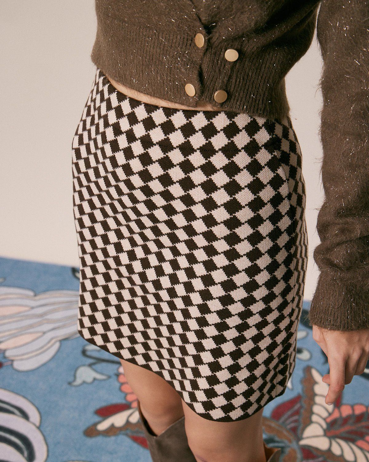 The Coffee Geometric Plaid Knit Mini Skirt sold by rihoas product image thumbnail 3