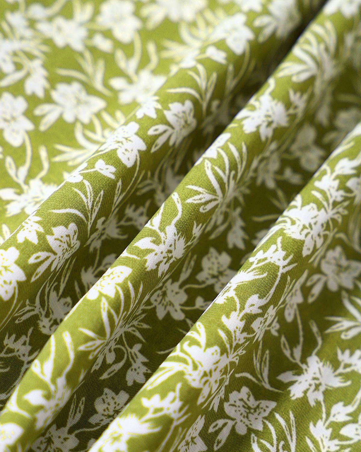 The Green V Neck Floral Single-breasted Maxi Dress sold by rihoas product image thumbnail 9